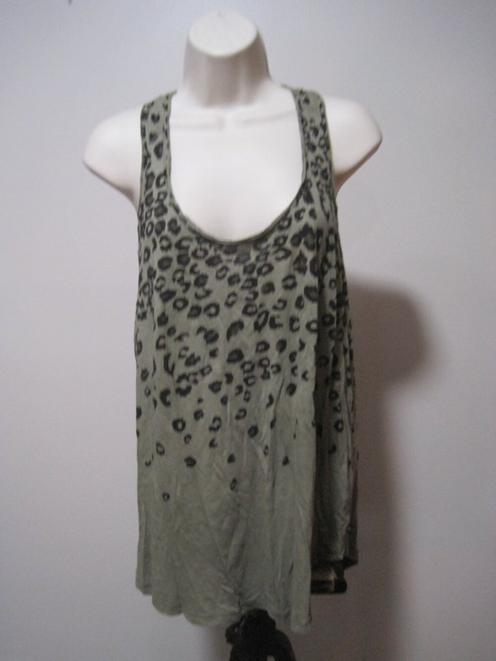 Rock & Republic Racerback Tank Top Medium Green Leopard Print Cotton Modal Soft